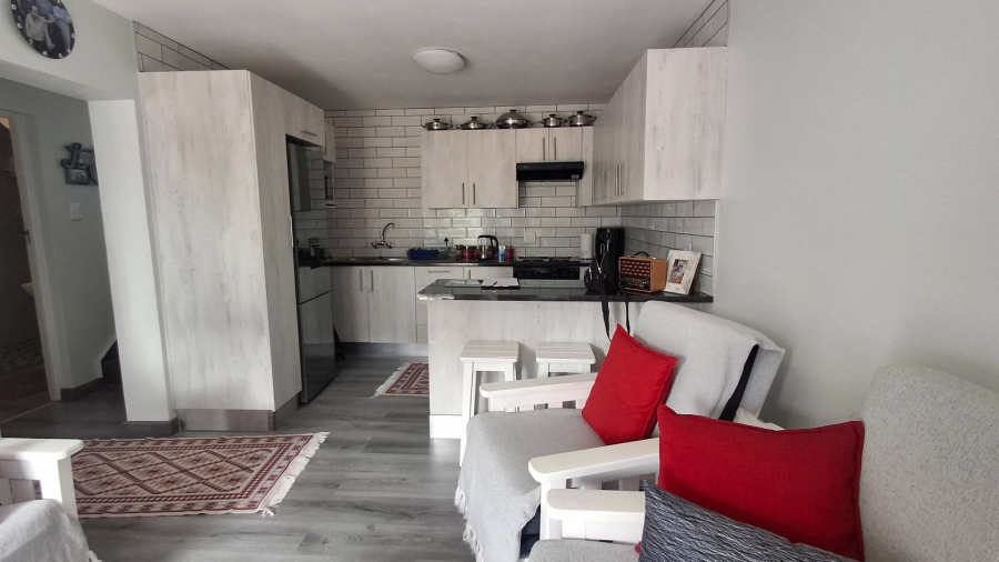 2 Bedroom Property for Sale in Hartenbos Central Western Cape